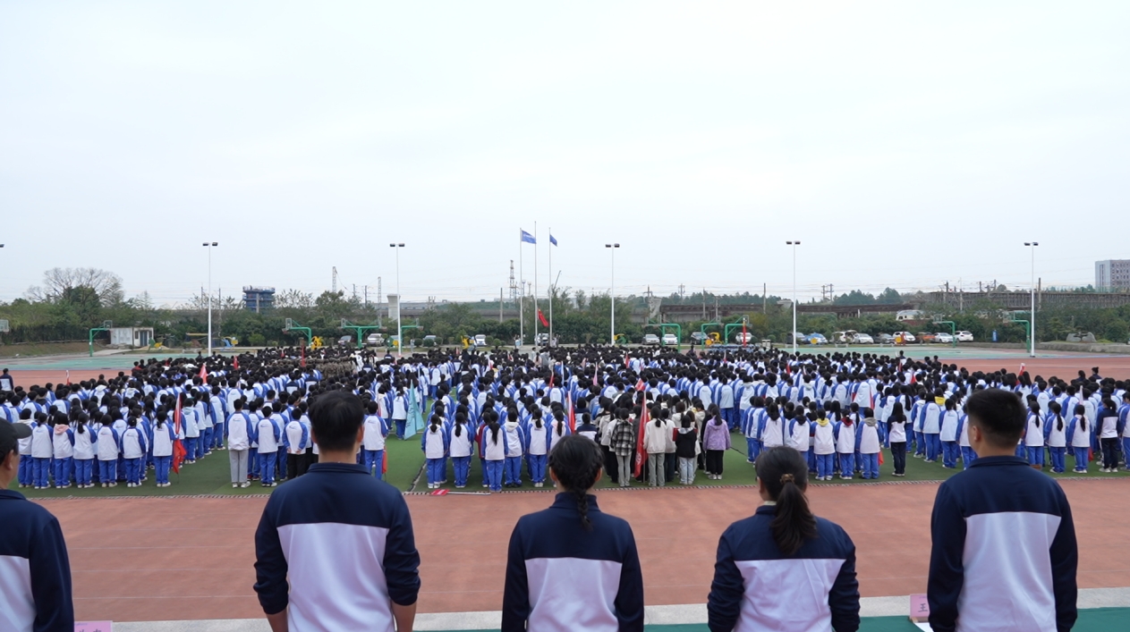 熱烈祝賀南昌向遠(yuǎn)軌道技術(shù)學(xué)校第十七屆運(yùn)動(dòng)會(huì)圓滿閉幕